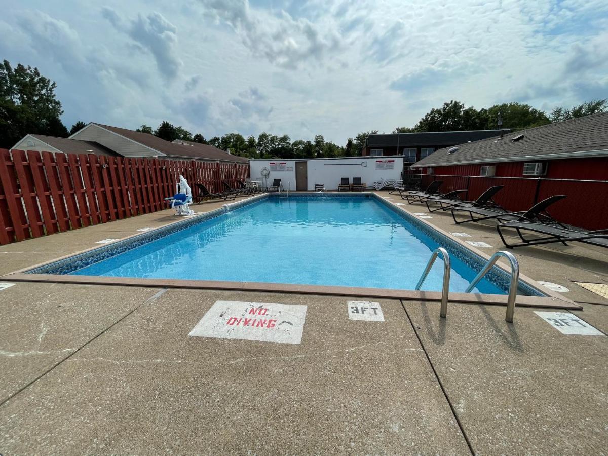 Quality Lodge Sandusky Buitenkant foto